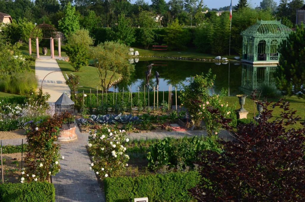 Georges Blanc Parc & Spa Vonnas Quarto foto